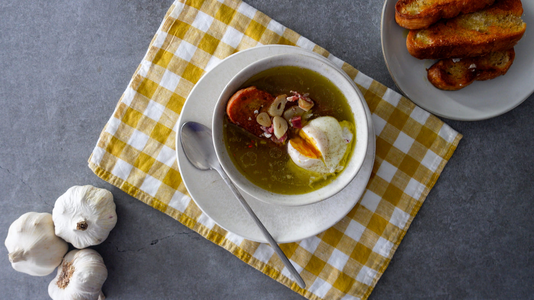 ELPOZO - Sopa de ajo a la andaluza