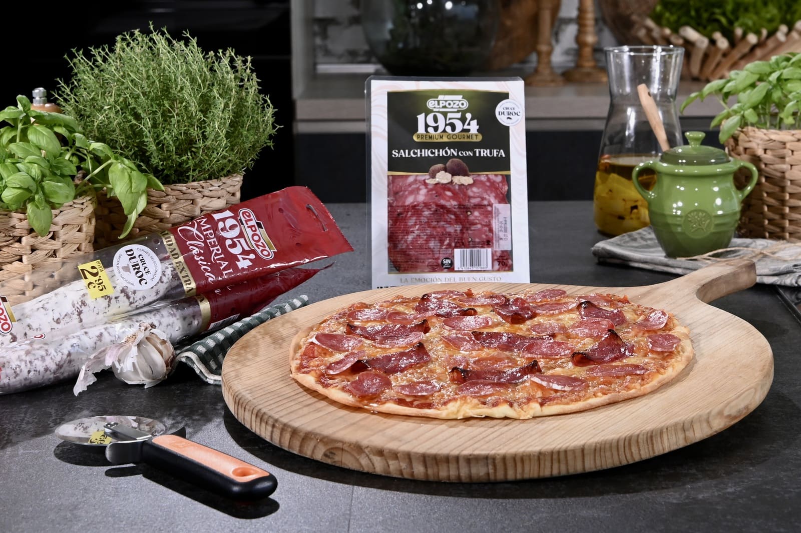 ELPOZO - Receta de Pizza Diavola Trufada: Un toque gourmet con productos 1954 ElPozo