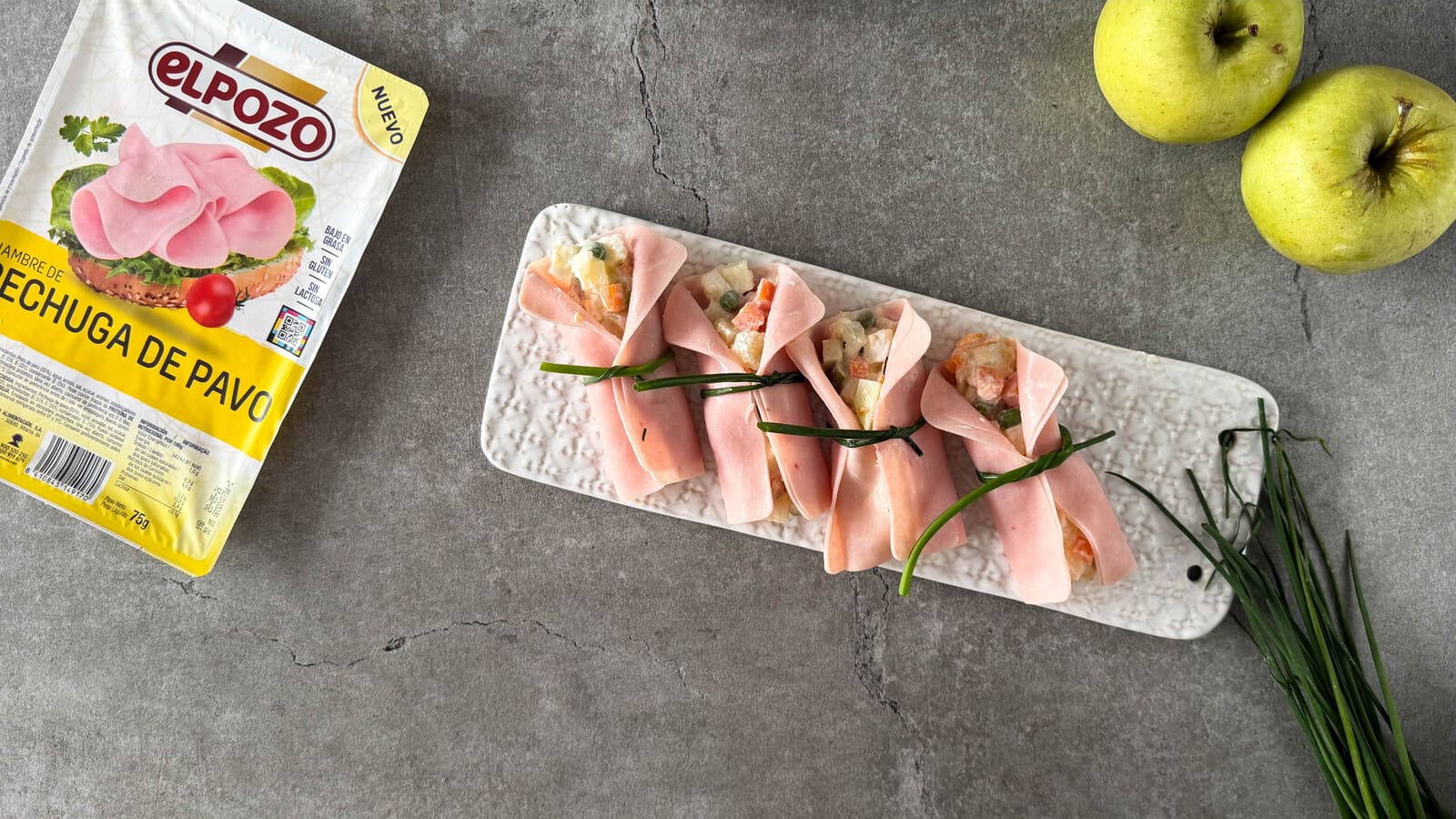 Rollitos fríos de fiambre de pechuga de pavo rellenos de ensaladilla ligera de manzana - ElPozo Cocina